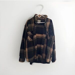 Cabela's Green and Tan Casual Button Down Shirt